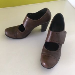Giraudon brown high heel Mary Jane Euro 40